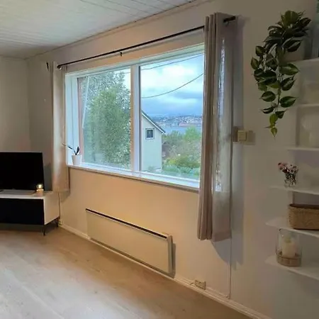Apartment in Tromsø - Tomasjord Leilighet