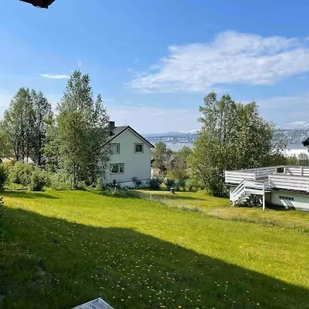 Apartment in Tromsø - Tomasjord Leilighet *